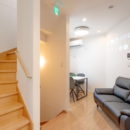 Shinjuku City House 新宿シティハウス Tokio Buitenkant foto