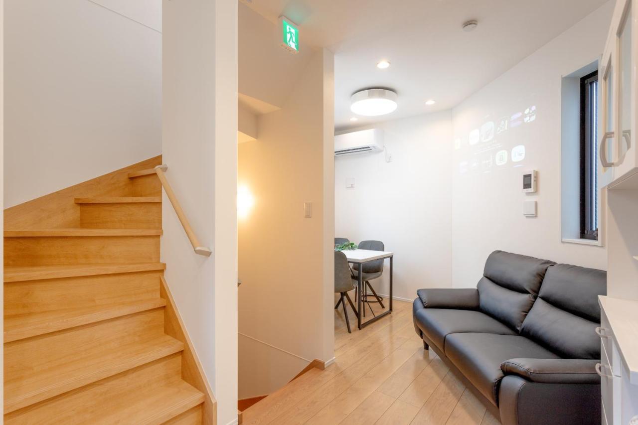 Shinjuku City House 新宿シティハウス Tokio Buitenkant foto
